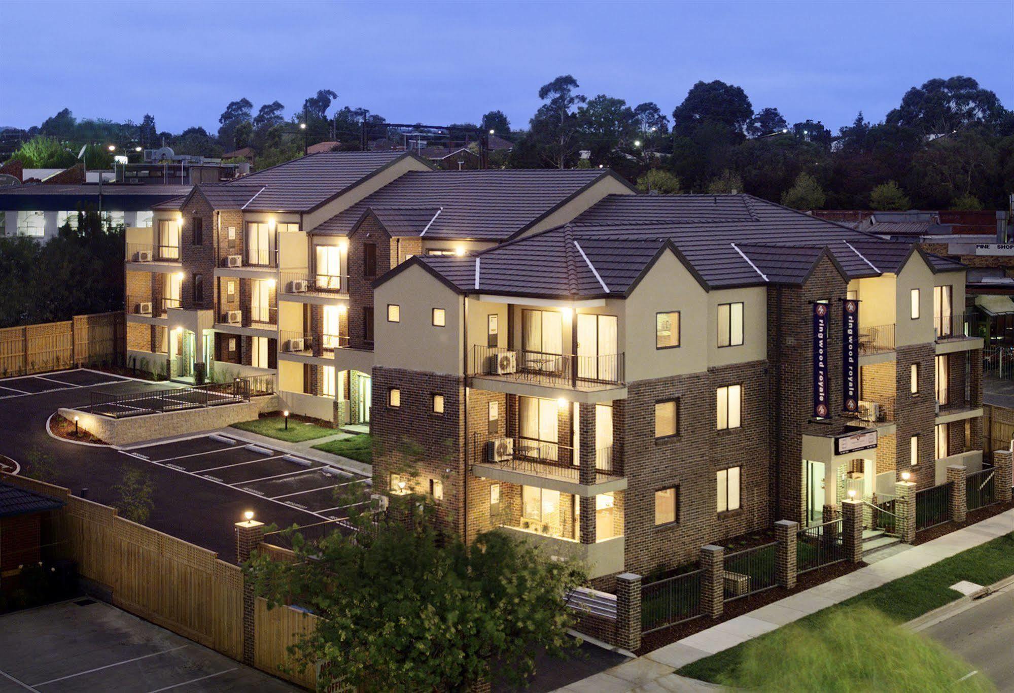 Ringwood Royale Aparthotel Exterior foto